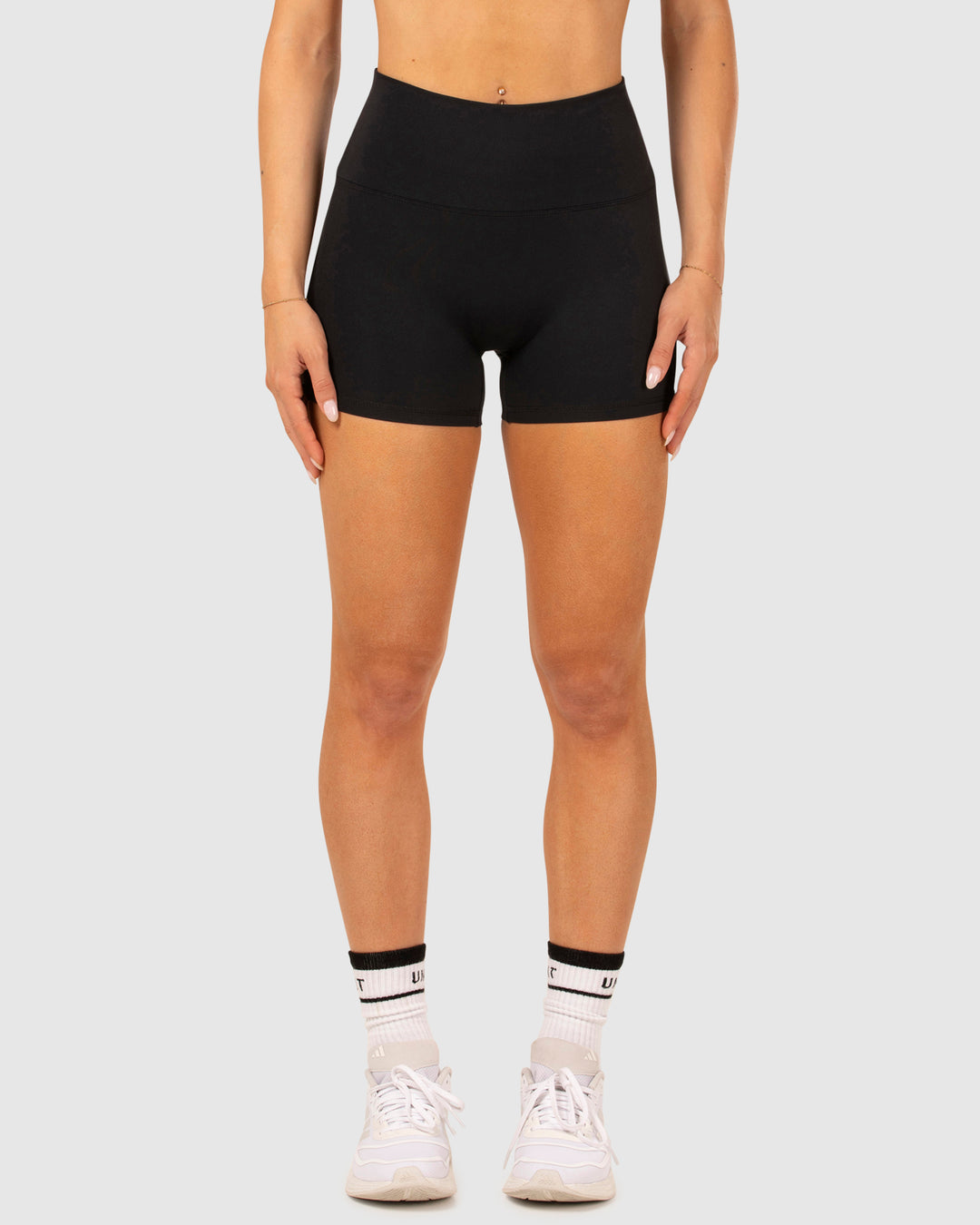 LADIES SHORTS - FLOW MINI SHORT