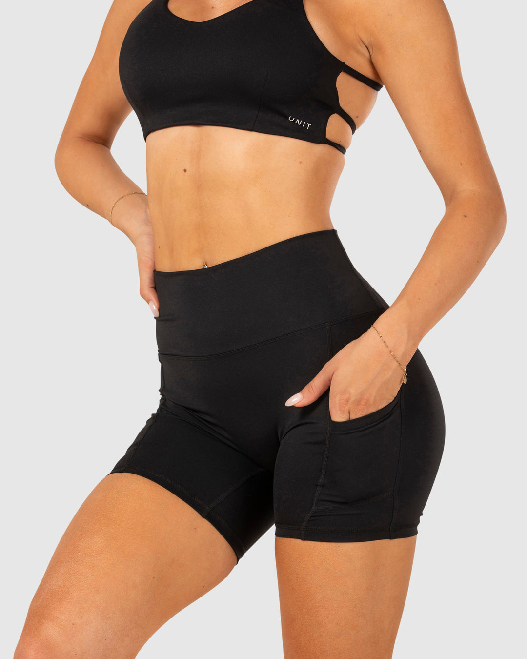 LADIES SHORTS - FLOW