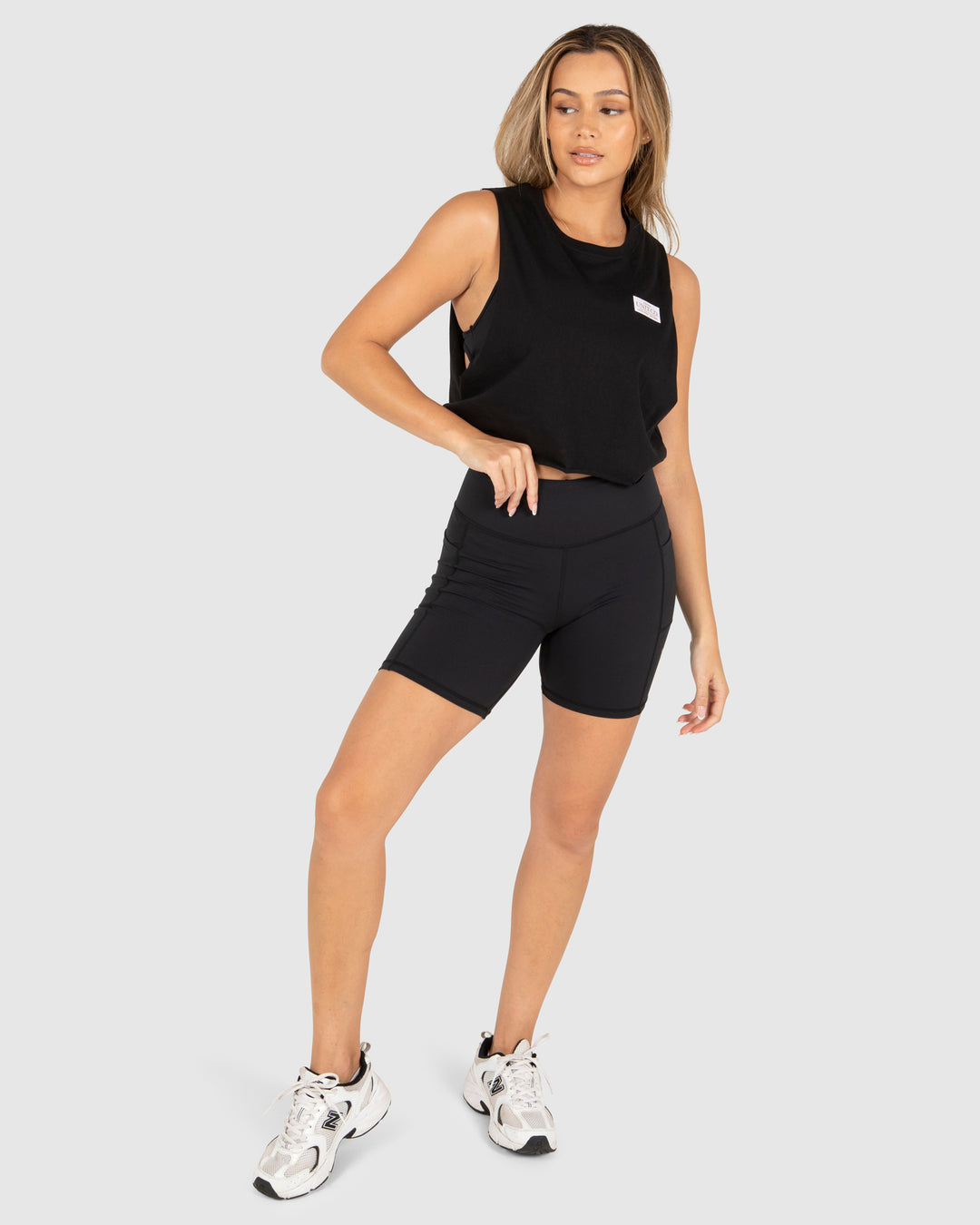 LADIES MUSCLES - CROPPED - GRAND