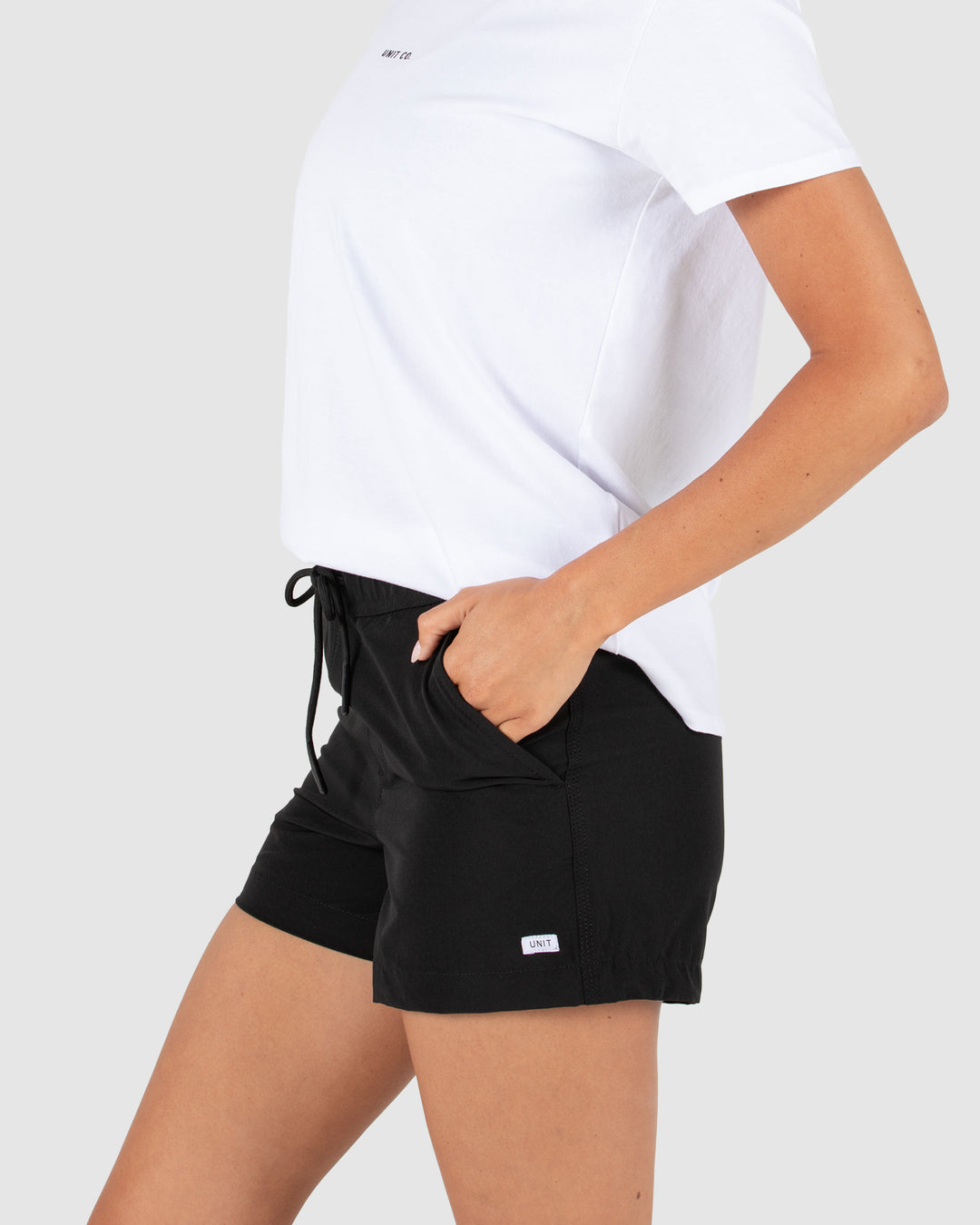 LADIES SHORTS - STRIDE