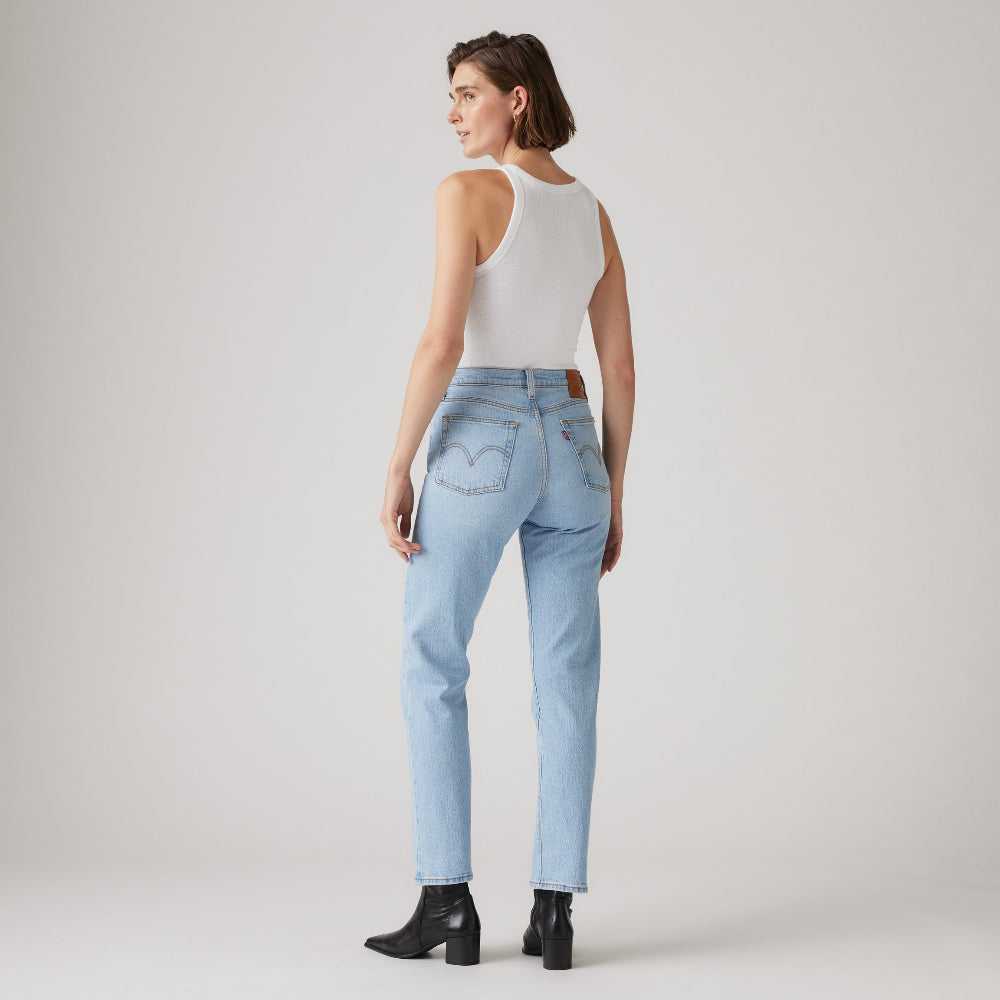 WEDGIE STRAIGHT