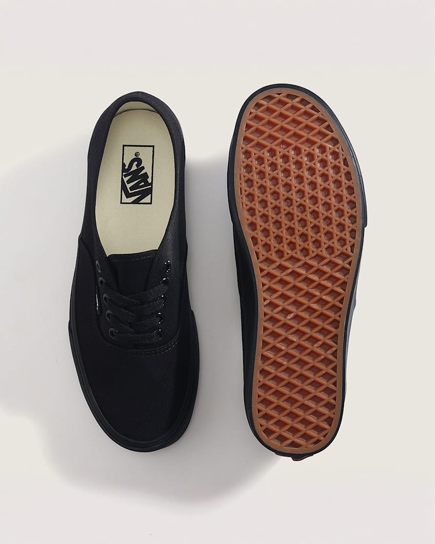 AUTHENTIC BLACK
